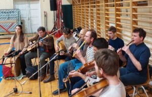 Télkihordás, farsang, táncház