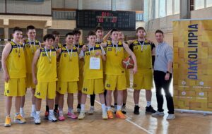 Három pontos hárompontos