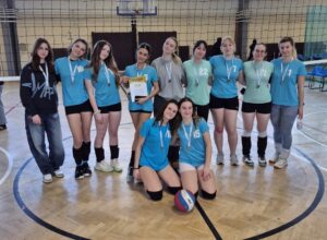 220 felett a leány röplabdacsapatunk